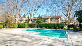 580 Santa Alicia Dr, Rohnert Park, CA 94928
