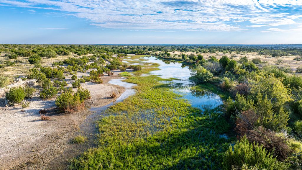 Image 10 of property listing at 5970 Fm 2083, Ozona, TX 76943