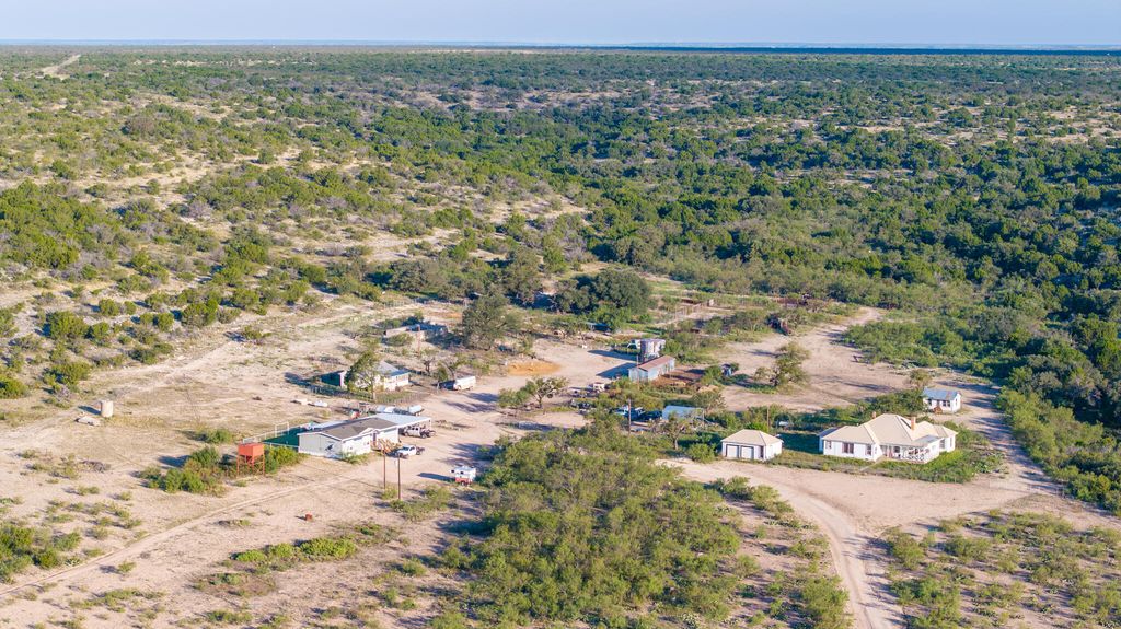 Image 3 of property listing at 5970 Fm 2083, Ozona, TX 76943