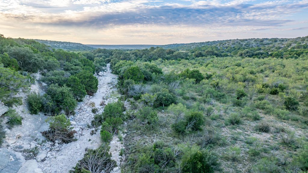 Image 9 of property listing at 5970 Fm 2083, Ozona, TX 76943