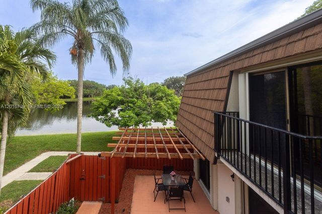 9126 SW 20th Place C, Davie, FL 33324
