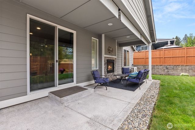 5613 Reef Lane NE, Olympia, WA 98516