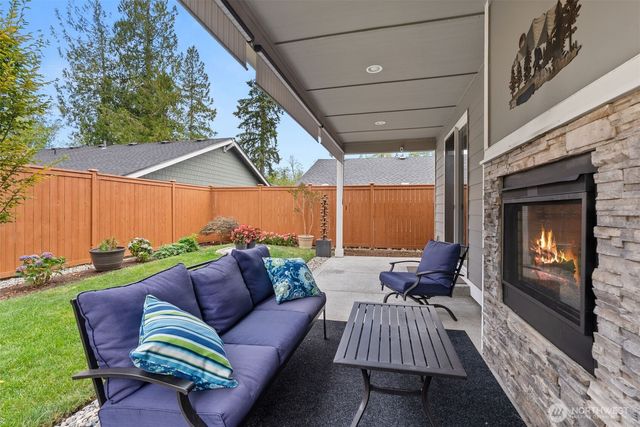 5613 Reef Lane NE, Olympia, WA 98516