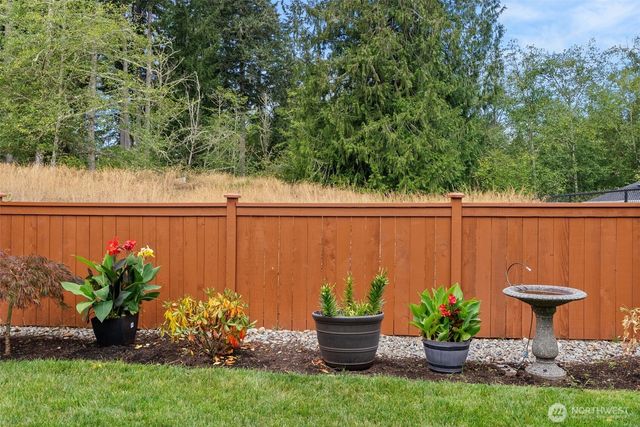 5613 Reef Lane NE, Olympia, WA 98516