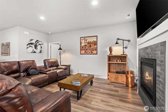 5613 Reef Lane NE, Olympia, WA 98516