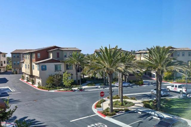 1622 Fig Tree Way, Oceanside, CA 92056