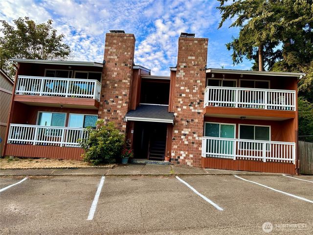 10016 NE 117th Court, Kirkland, WA 98034