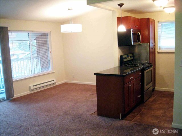 10016 NE 117th Court, Kirkland, WA 98034