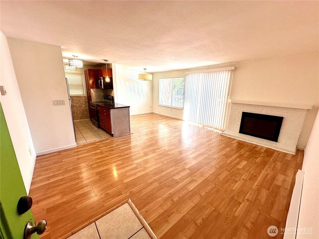 10016 NE 117th Court, Kirkland, WA 98034