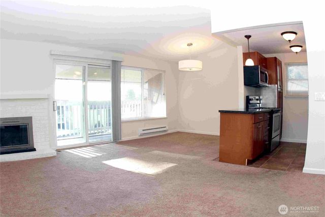 10016 NE 117th Court, Kirkland, WA 98034