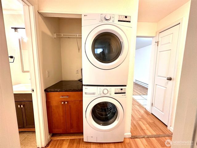 10016 NE 117th Court, Kirkland, WA 98034