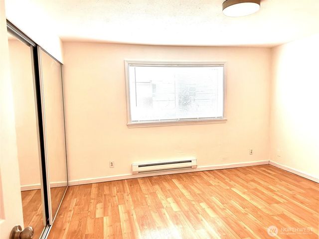 10016 NE 117th Court, Kirkland, WA 98034