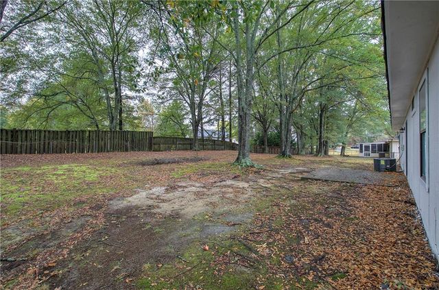 3331 Mustang Drive, Powder Springs, GA 30127