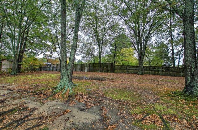 3331 Mustang Drive, Powder Springs, GA 30127