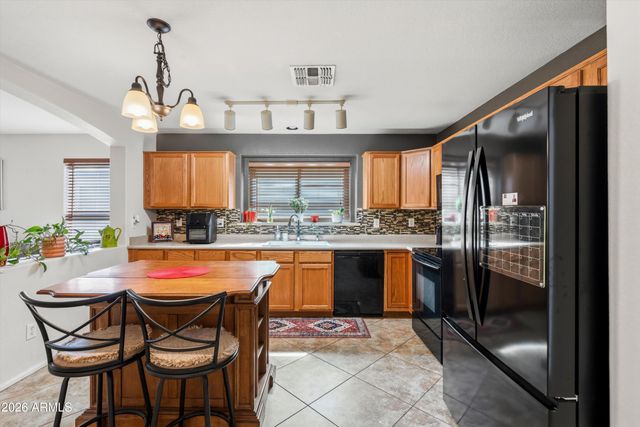 42586 W Michaels Drive, Maricopa, AZ 85138