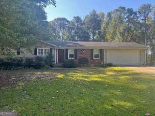 7131 Banks Mill Road, Douglasville, GA 30135