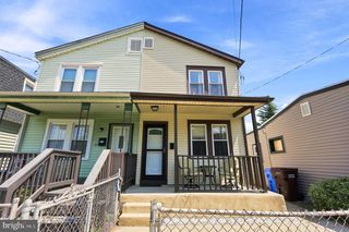 219 TAYLOR ST, Riverside, NJ 08075