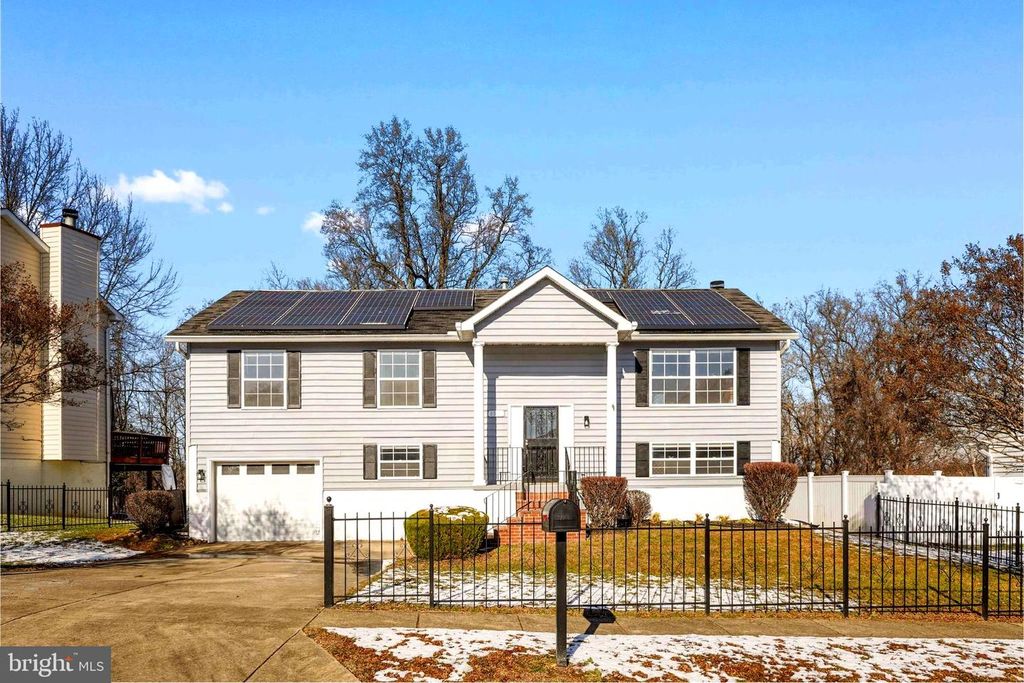 5008 BOYDELL AVE, Oxon Hill, MD 20745