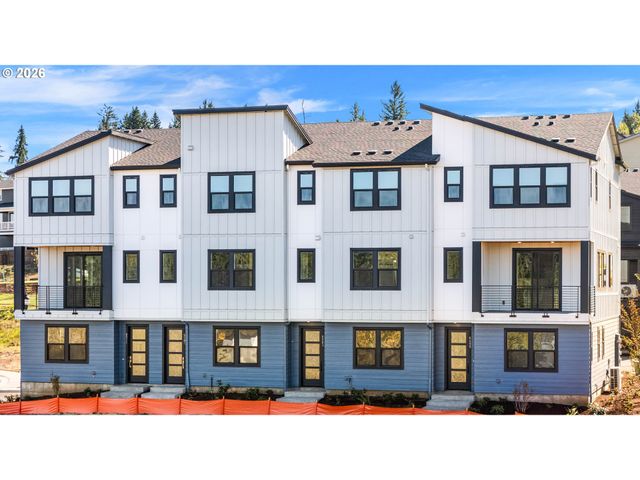 6499 Nw OLYMPIC Ln 64, Camas, WA 98607