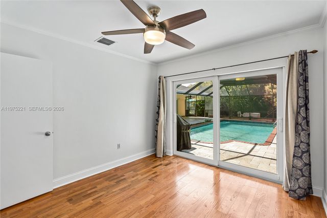 7521 SW 175th St, Palmetto Bay, FL 33157