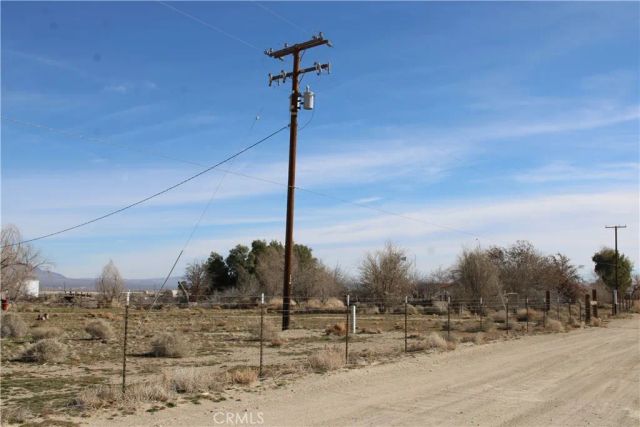 19 Sunrise, Lucerne Valley, CA 92356