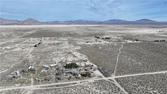 19 Sunrise, Lucerne Valley, CA 92356