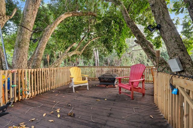 5820 SE Smith Avenue, Stuart, FL 34997