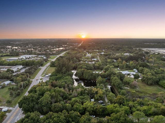 5820 SE Smith Avenue, Stuart, FL 34997