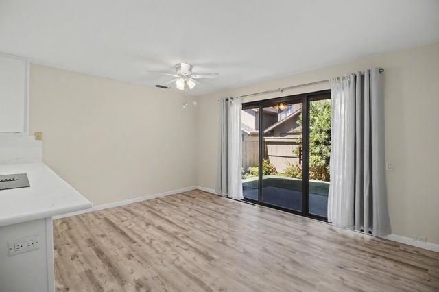 2021 Promontory Point Ln, Gold River, CA 95670