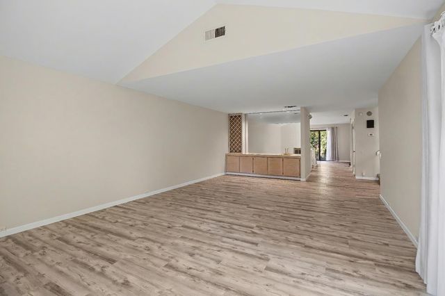 2021 Promontory Point Ln, Gold River, CA 95670