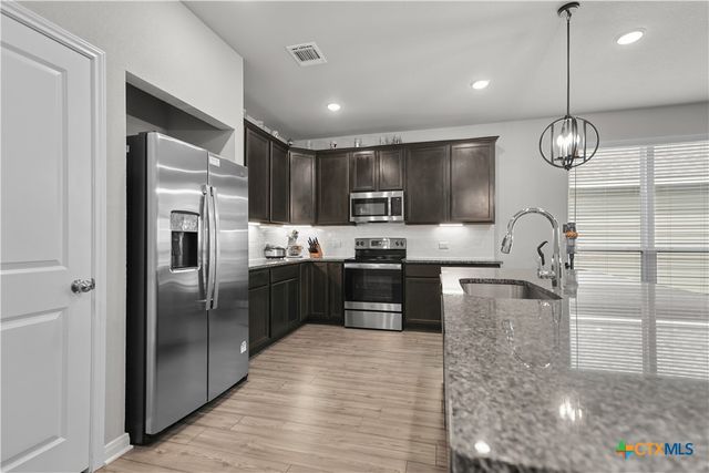 7005 Mcgregor Loop, Killeen, TX 76549