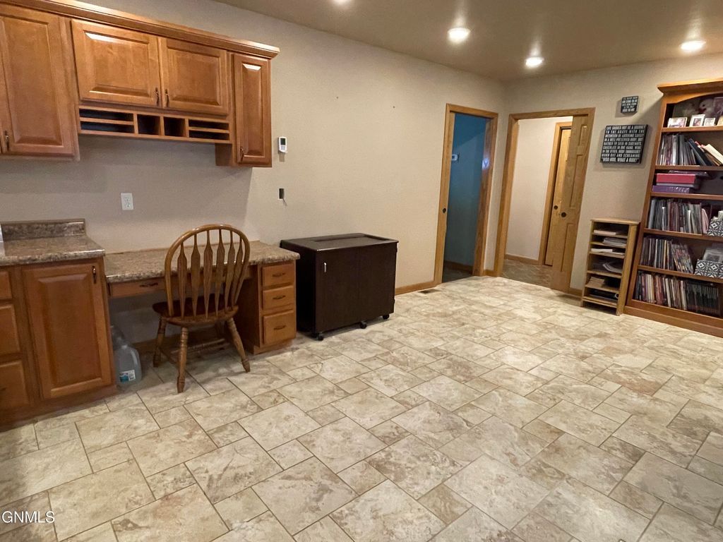 13802 Highway 85 N, Alexander, ND 58831 photo 11