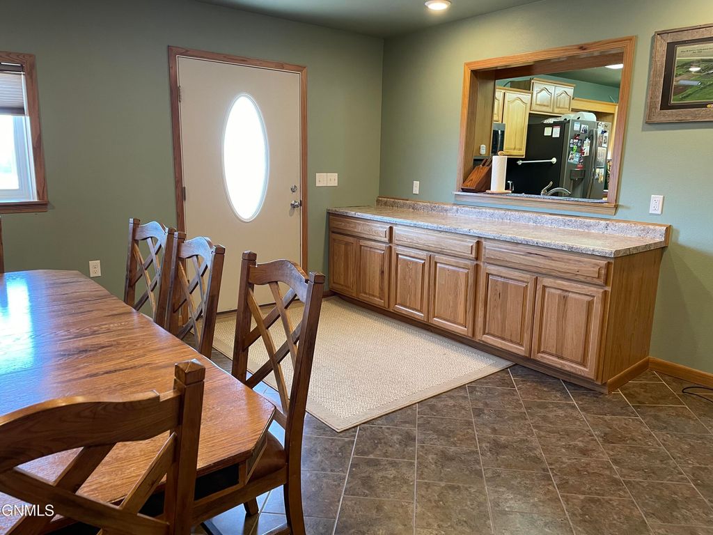 13802 Highway 85 N, Alexander, ND 58831 photo 7