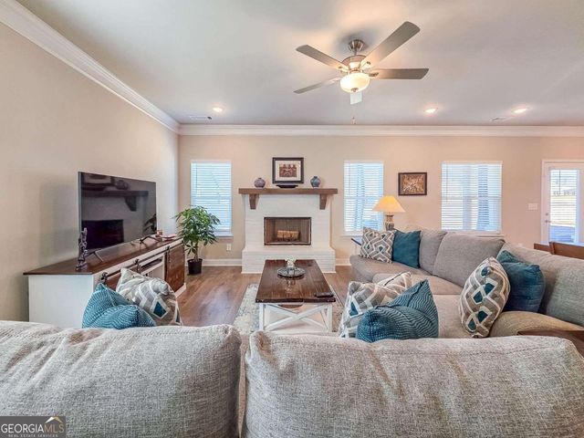 800 Eagles Nest Cove, Auburn, GA 30011