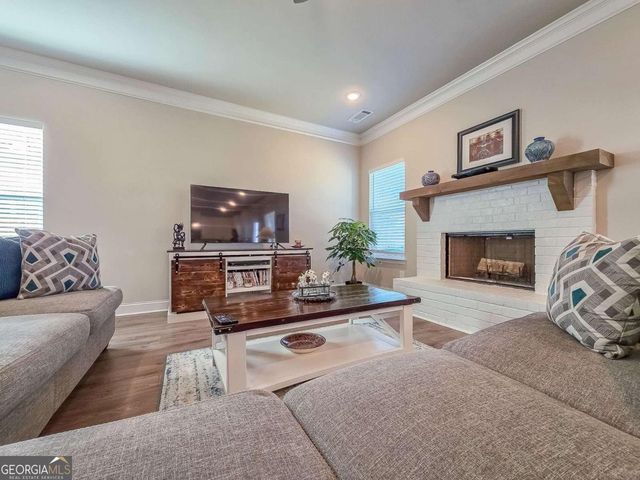 800 Eagles Nest Cove, Auburn, GA 30011