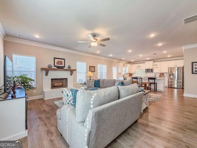 800 Eagles Nest Cove, Auburn, GA 30011