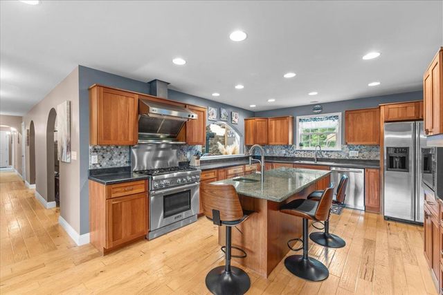 131 High Meadow Road, Fletcher, VT 05448