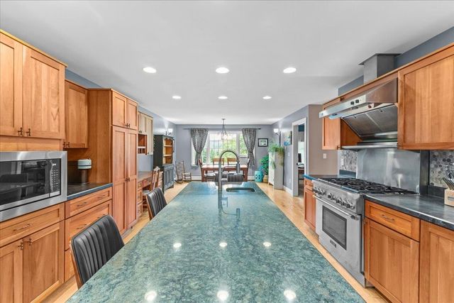 131 High Meadow Road, Fletcher, VT 05448