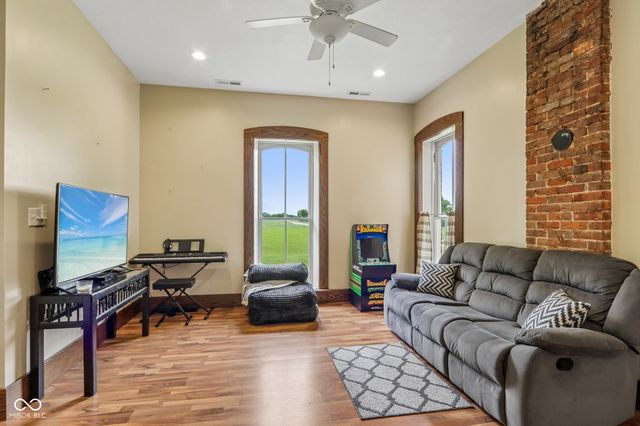 3864 N Us Highway 231, Greencastle, IN 46135