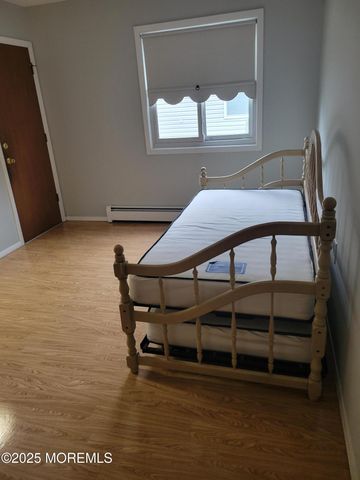 43 Rodhos Street, Toms River, NJ 08757