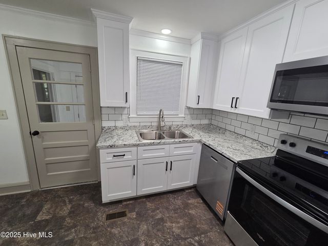 1012 Walnut Lane, Rockingham, NC 28379