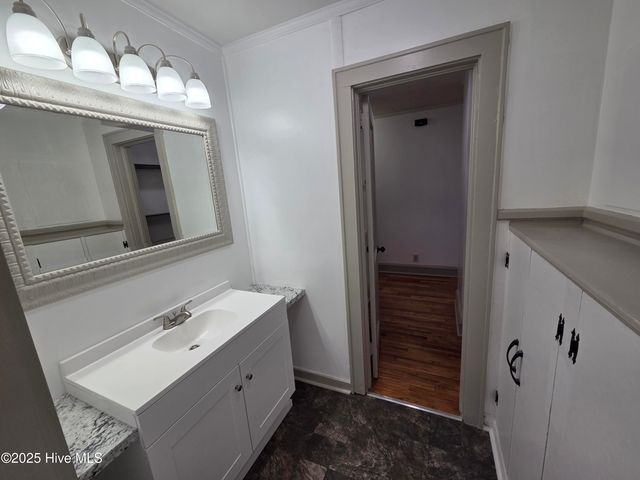 1012 Walnut Lane, Rockingham, NC 28379