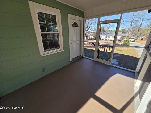 1012 Walnut Lane, Rockingham, NC 28379