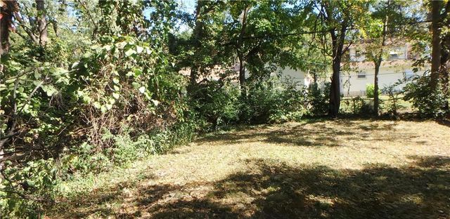 2304 E 75th Street, Kansas City, MO 64132