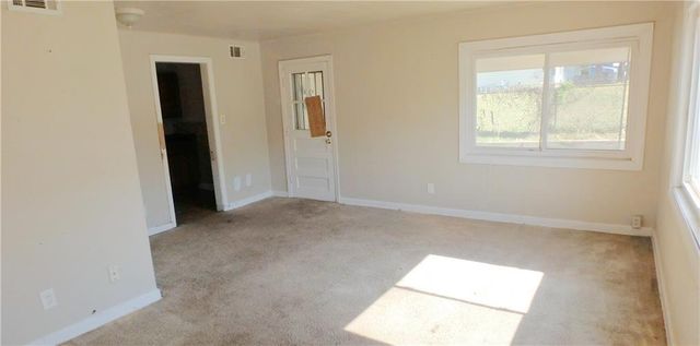 2304 E 75th Street, Kansas City, MO 64132