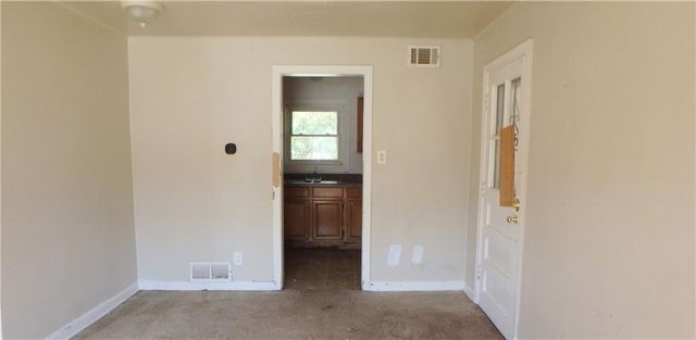 2304 E 75th Street, Kansas City, MO 64132