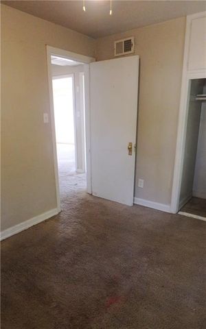 2304 E 75th Street, Kansas City, MO 64132