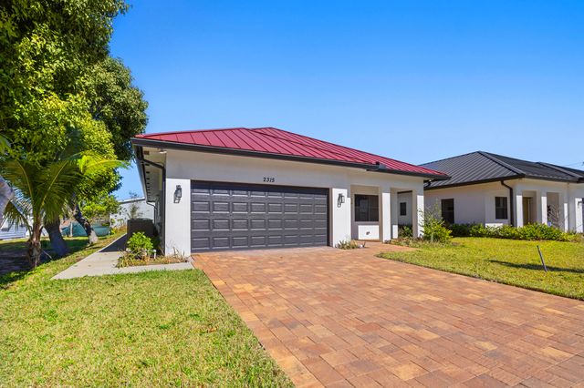 2315 Zeder Avenue, Delray Beach, FL 33444