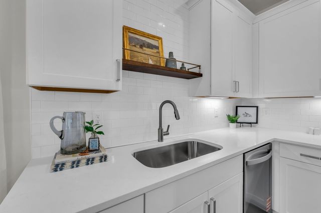 7630 Mistflower Circle 70, Chattanooga, TN 37421