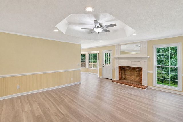 118 Old Saluda Dam Road, Greenville, SC 29611